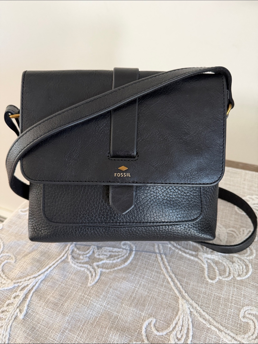 Fossil Kinley Fold Over Black Leather Crossbody Bag